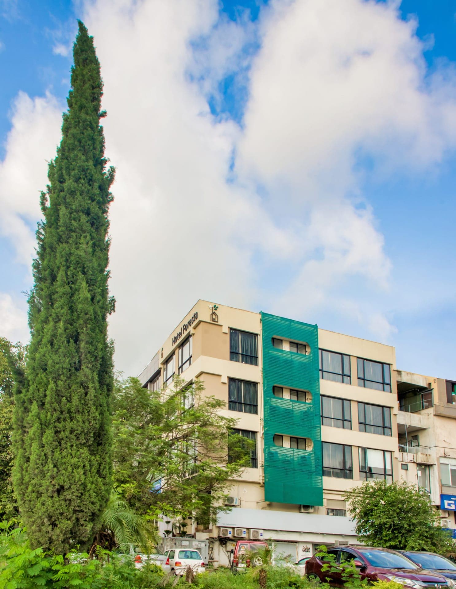 Hotel Foresta exterior