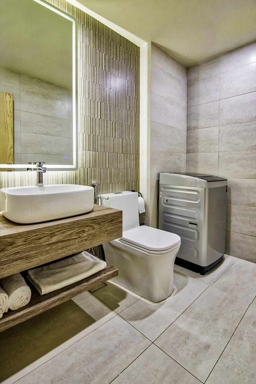 1 Bedroom Apartment — Image 3